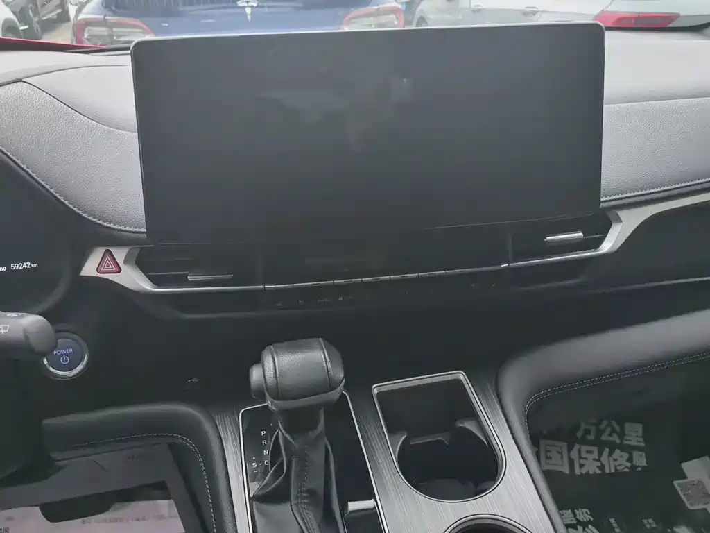 Toyota Sienna — миниатюра 12