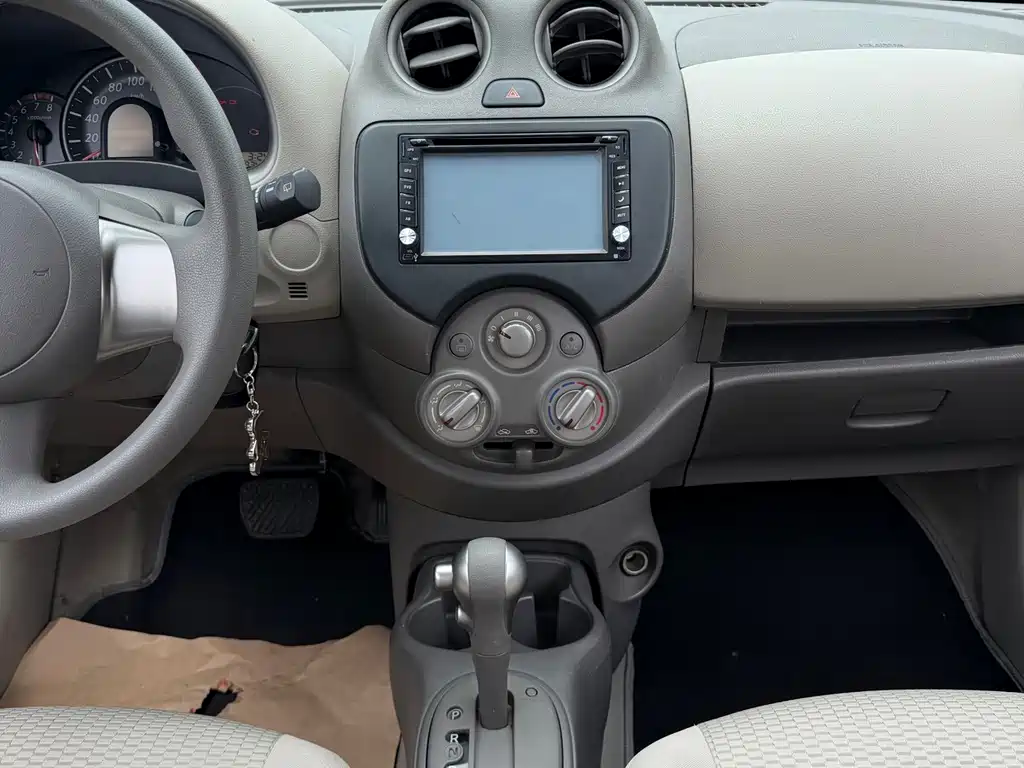 Nissan March — миниатюра 13