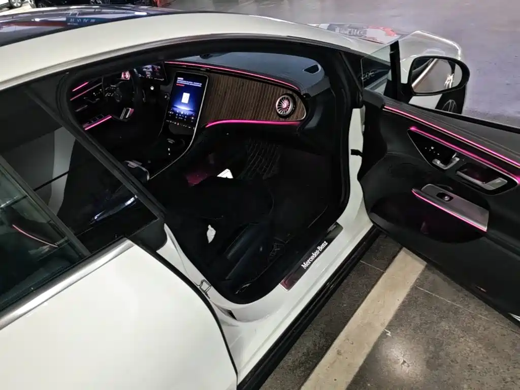 Mercedes-Benz EQE — миниатюра 9