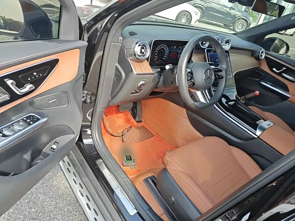 Mercedes-Benz GLC — миниатюра 16