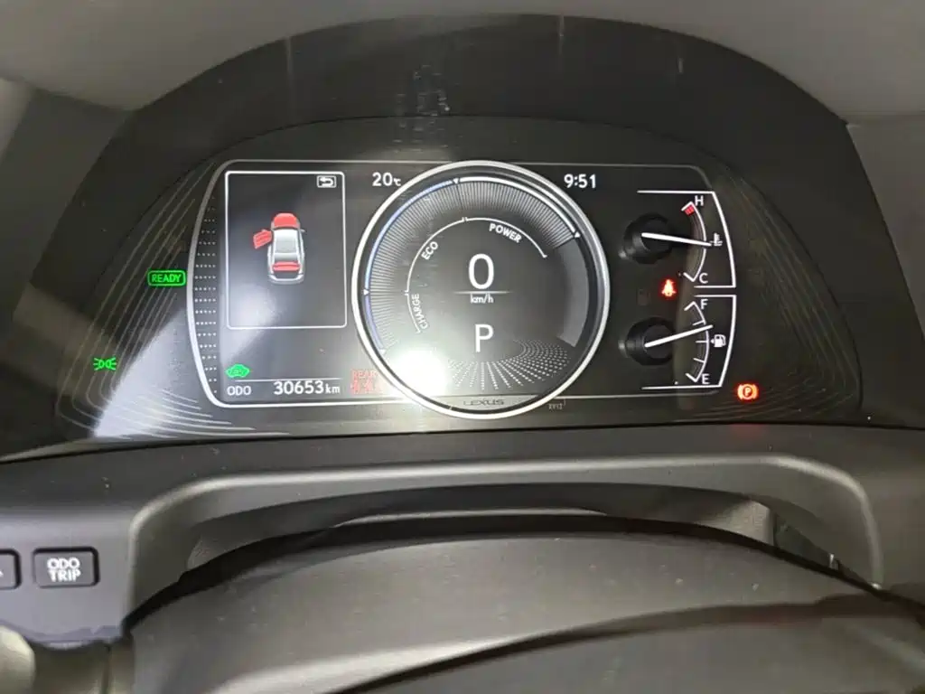 Lexus ES — миниатюра 12