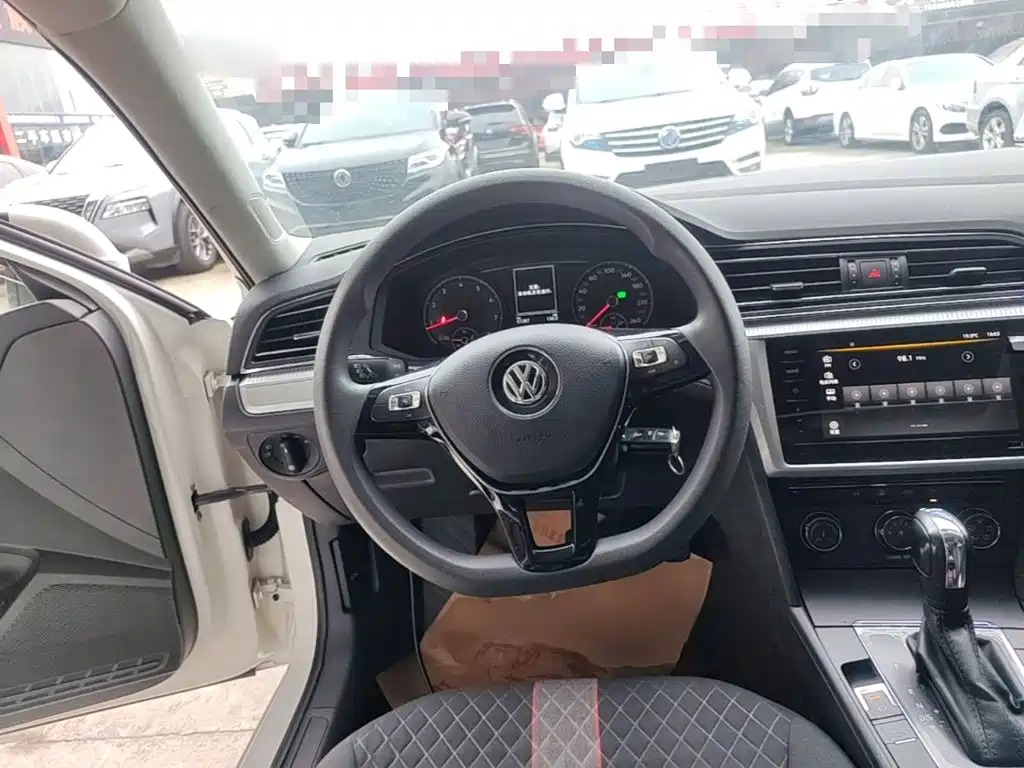 Volkswagen Lamando — миниатюра 11