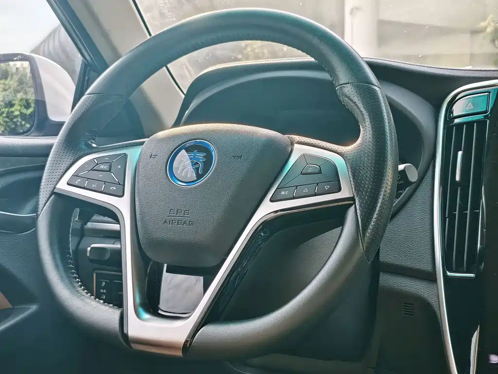 BYD Qin NEV — миниатюра 21