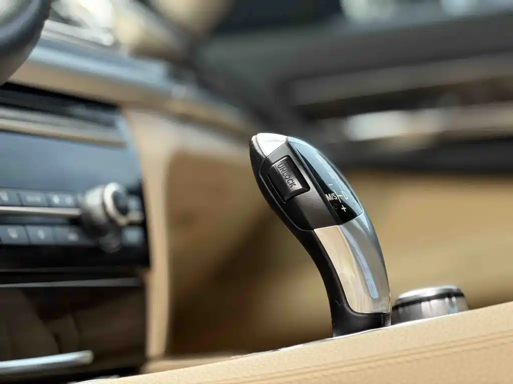 BMW 7 Series 7 2009 740Li Lead