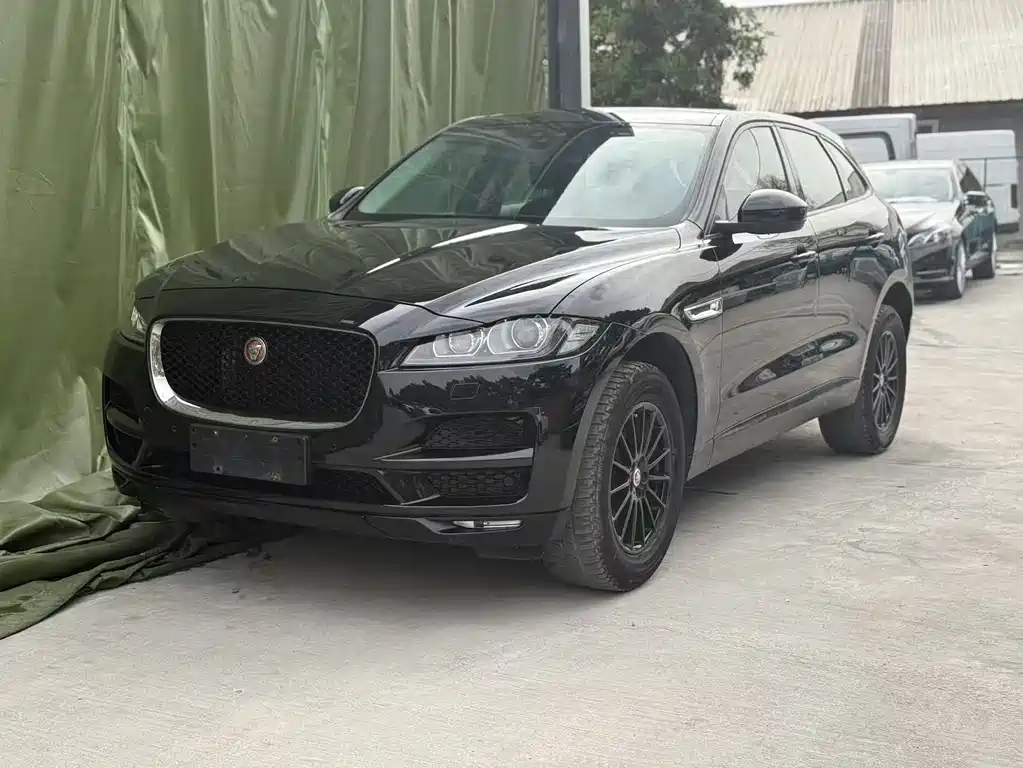 Jaguar F-PACE 2017