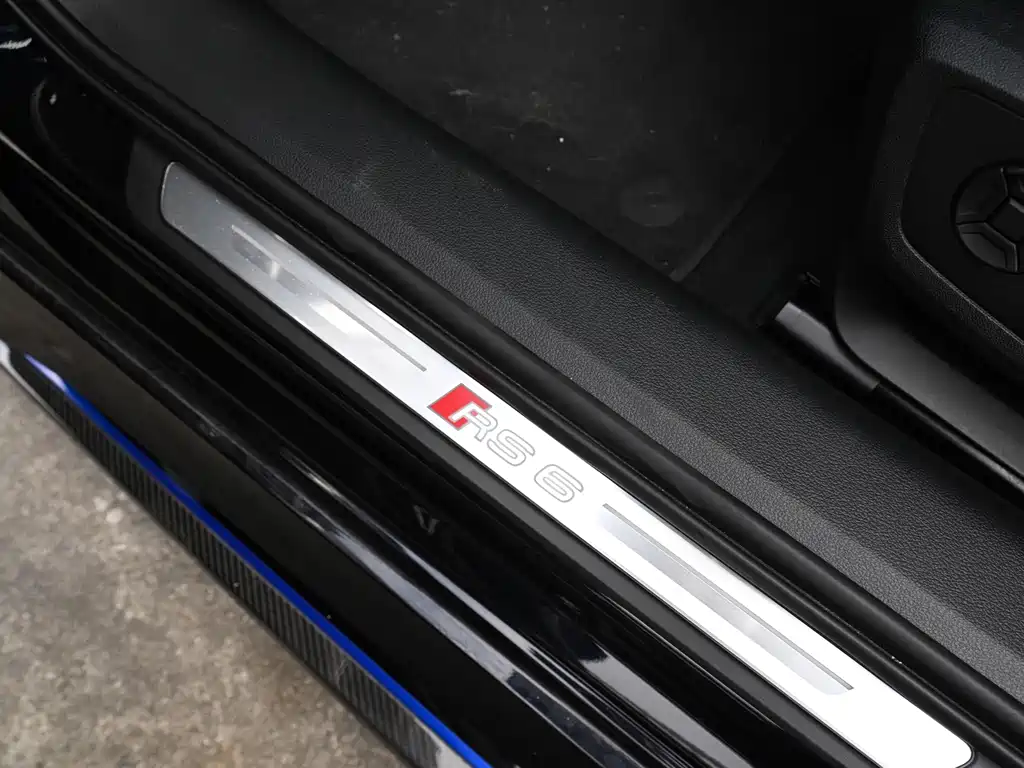 Audi RS 6 — миниатюра 16