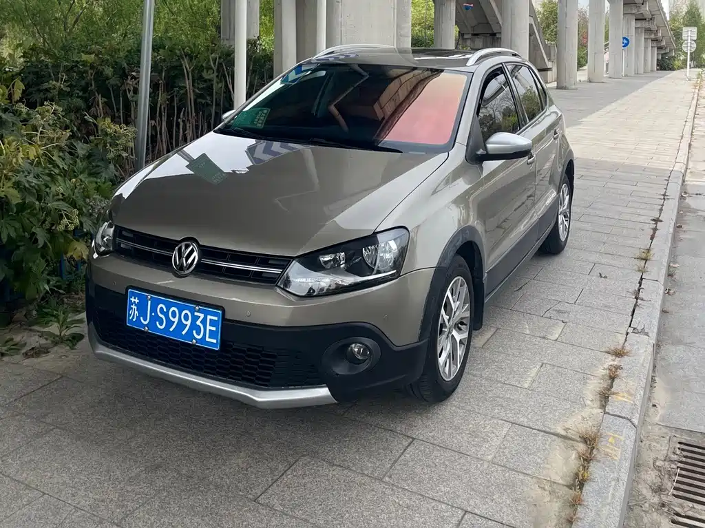 Volkswagen Polo 2015