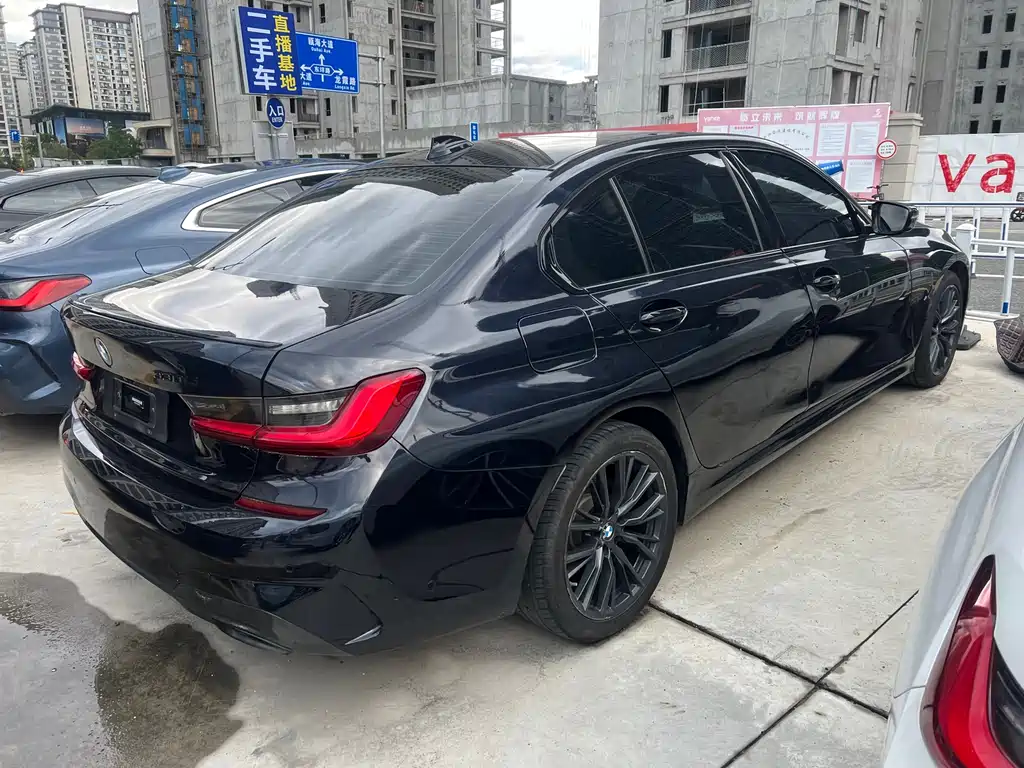 BMW 3 Series — миниатюра 4