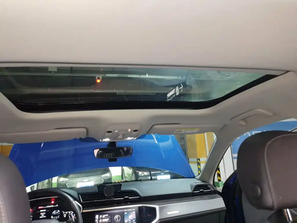 Audi Q3 Sportback — миниатюра 14