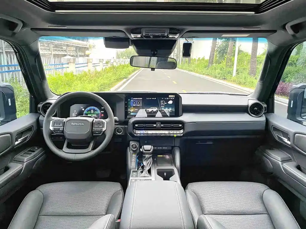 Toyota Prado — миниатюра 5