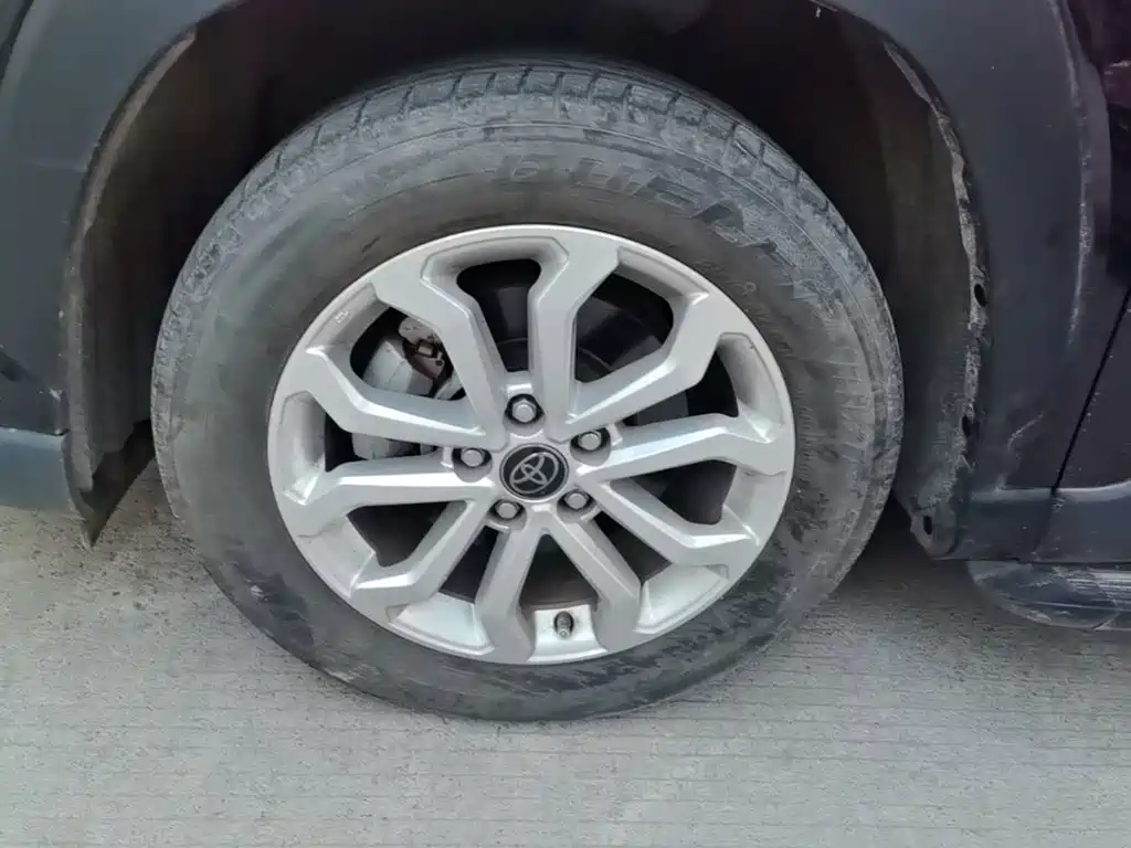 Toyota Frontlander — миниатюра 23