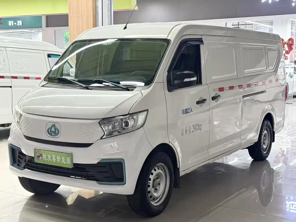 CHANGAN CROSS STAR V7 EV