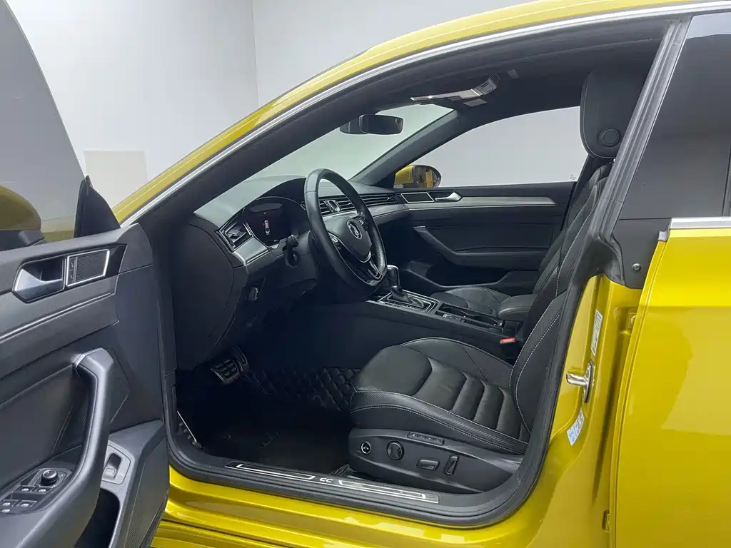 Volkswagen CC — миниатюра 11
