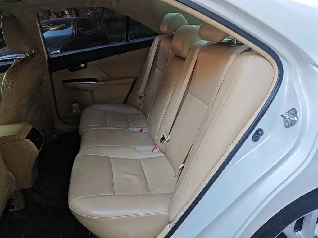 Toyota Camry — миниатюра 15
