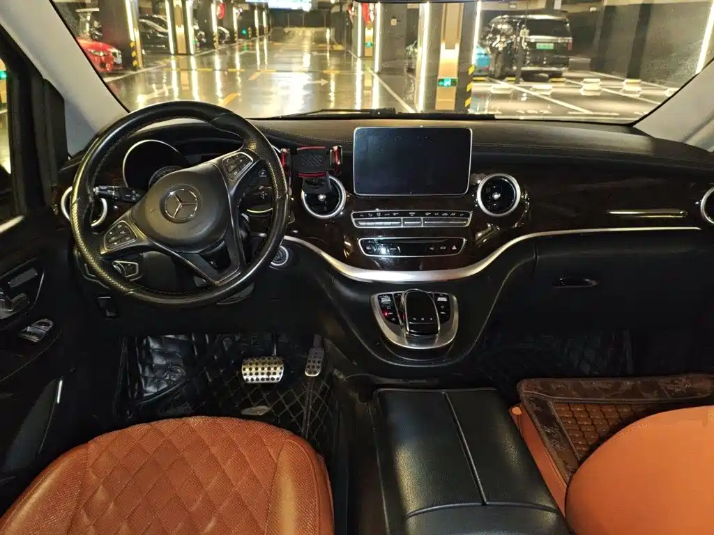 Mercedes-Benz V-Class — миниатюра 5