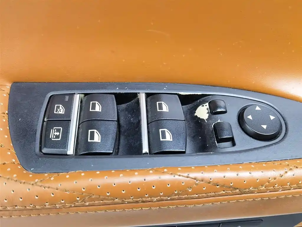 BMW 7 Series 7 2013 740Li Lead