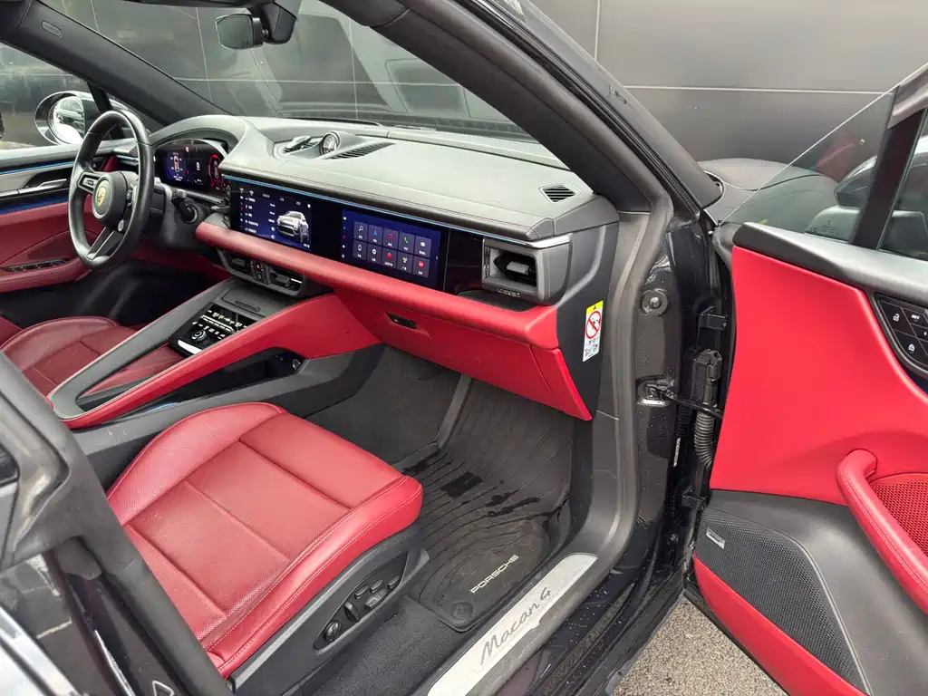 Porsche Macan EV — миниатюра 20