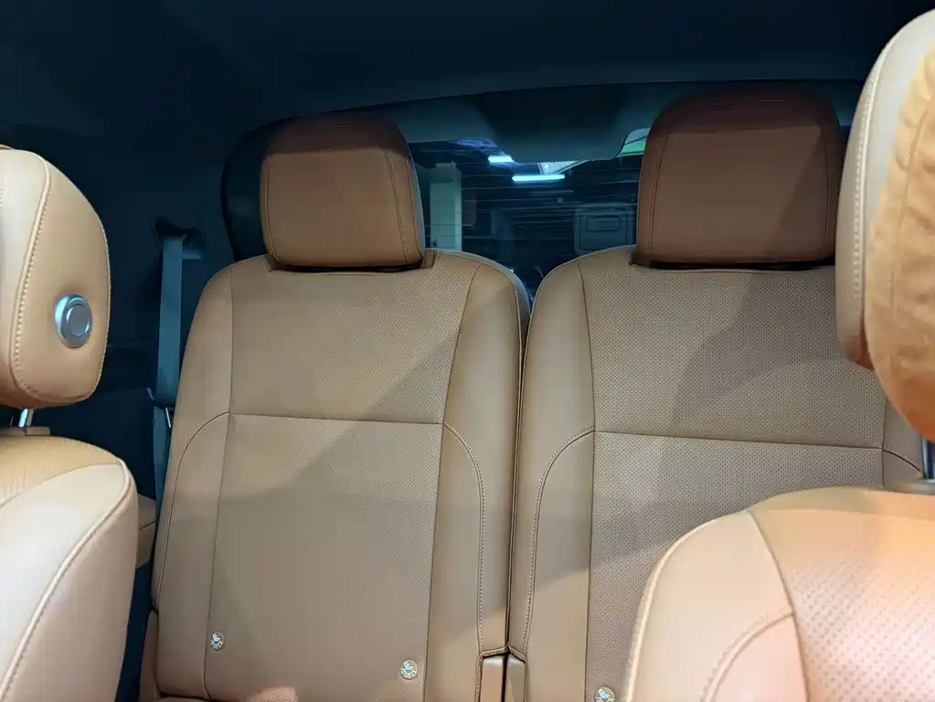 Li Auto Li L8 — миниатюра 9