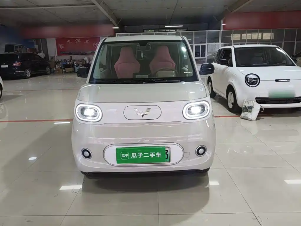 Wuling MINIEV — миниатюра 3