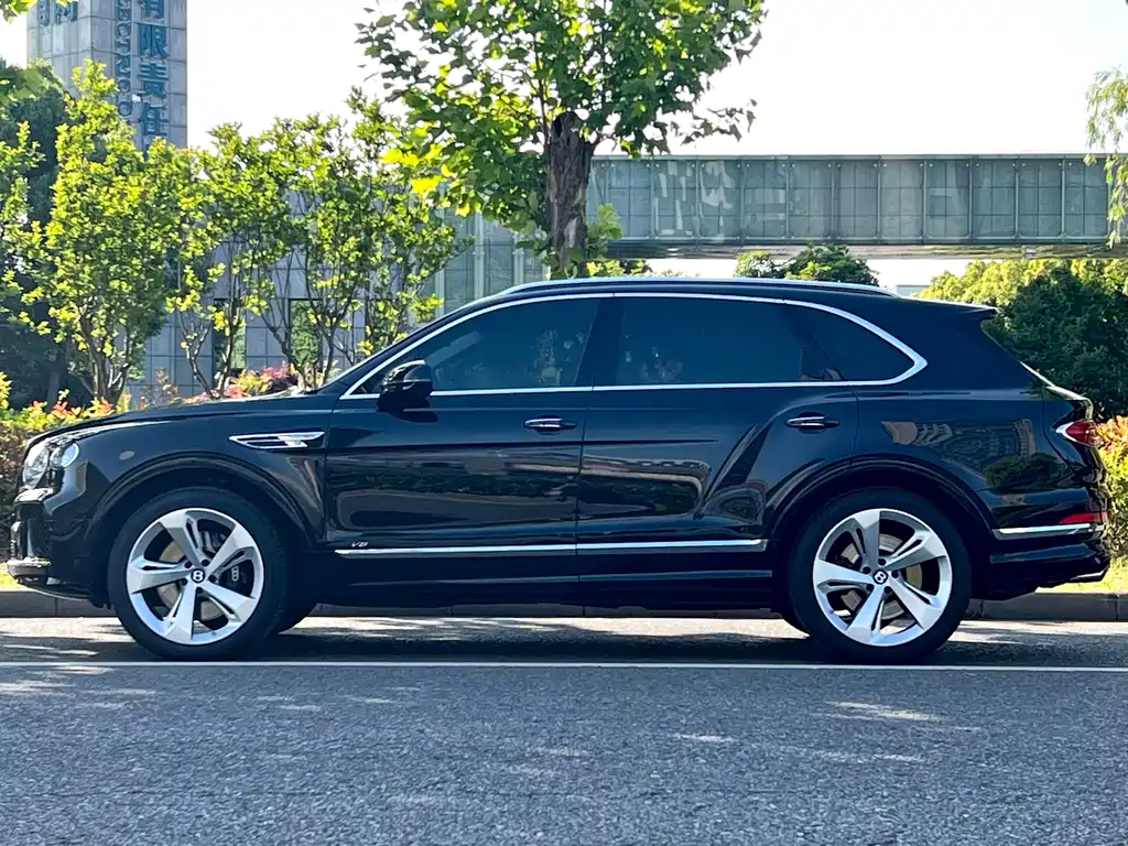 Bentley Bentayga 2021 4.0T V8