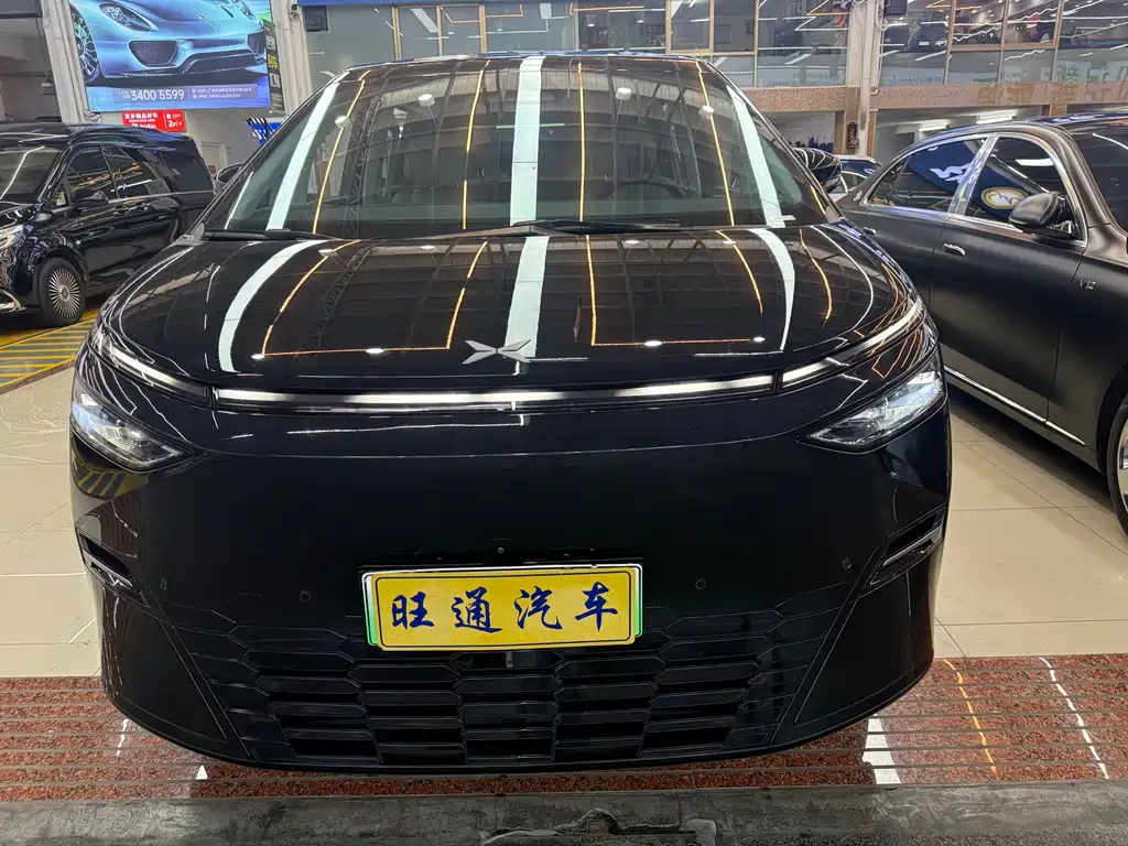 XPeng X9 - фото 2