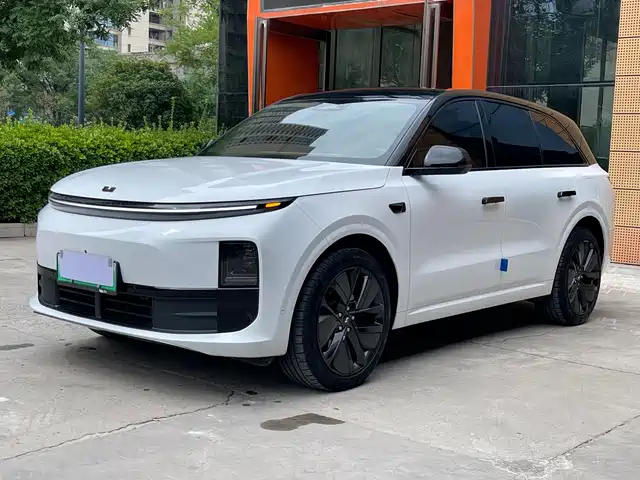 Li Auto L6
