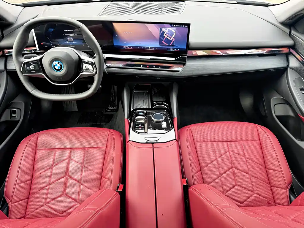 BMW I5