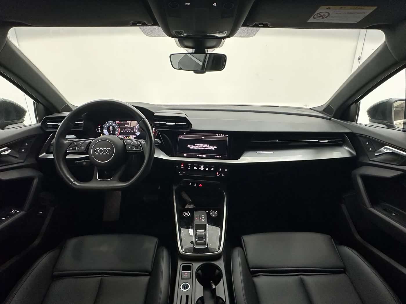 Audi A3 1.4 л 2022 г. Зелёный, пробег 25000 км
