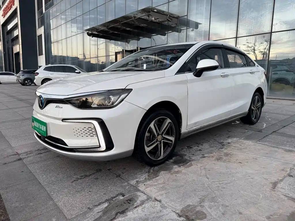 BAIC EU5 — миниатюра 2