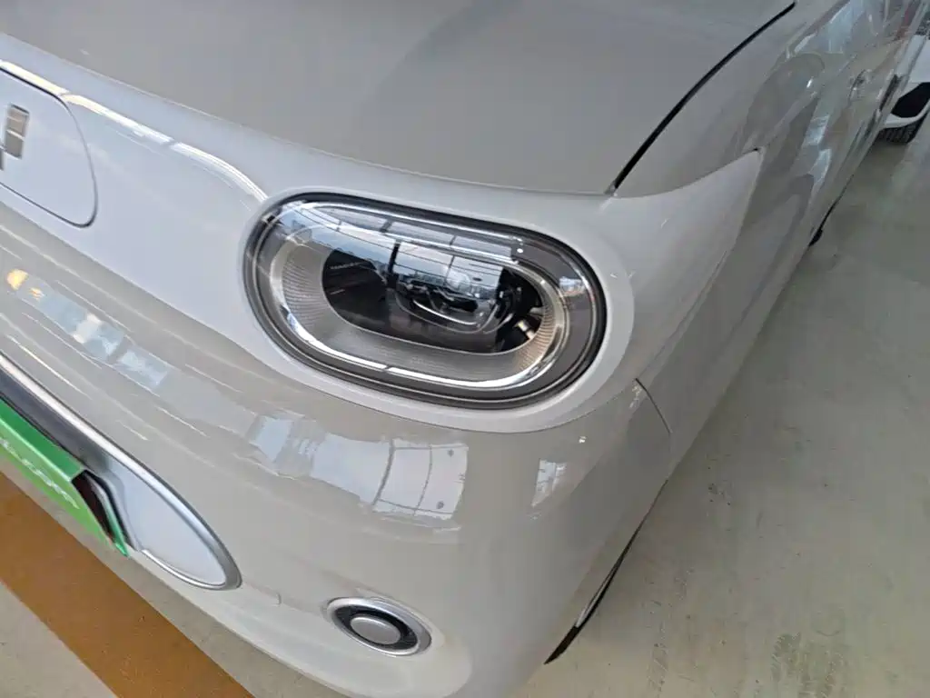 Wuling MINIEV — миниатюра 24