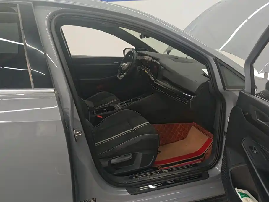 Volkswagen Golf — миниатюра 8