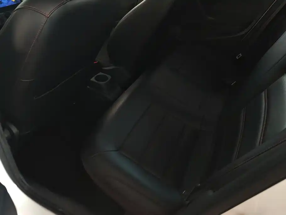 Volkswagen Polo — миниатюра 11