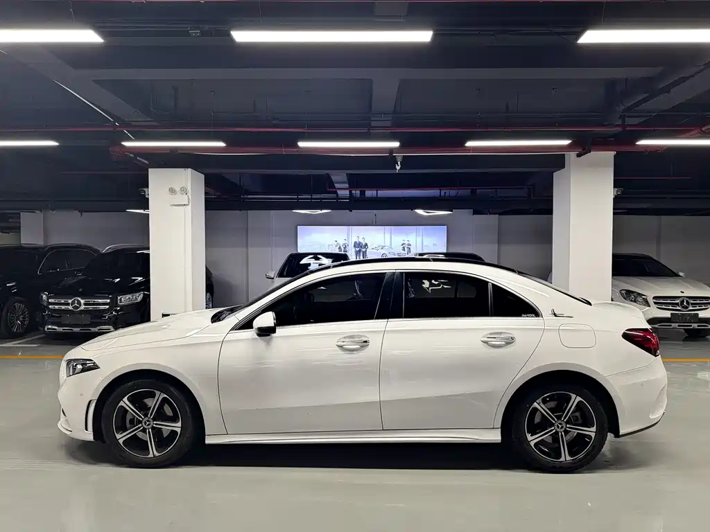 Mercedes-Benz A-Class A 2022 A 200 L Sport Fashion