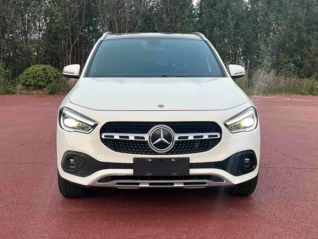 Mercedes-Benz GLA — миниатюра 2