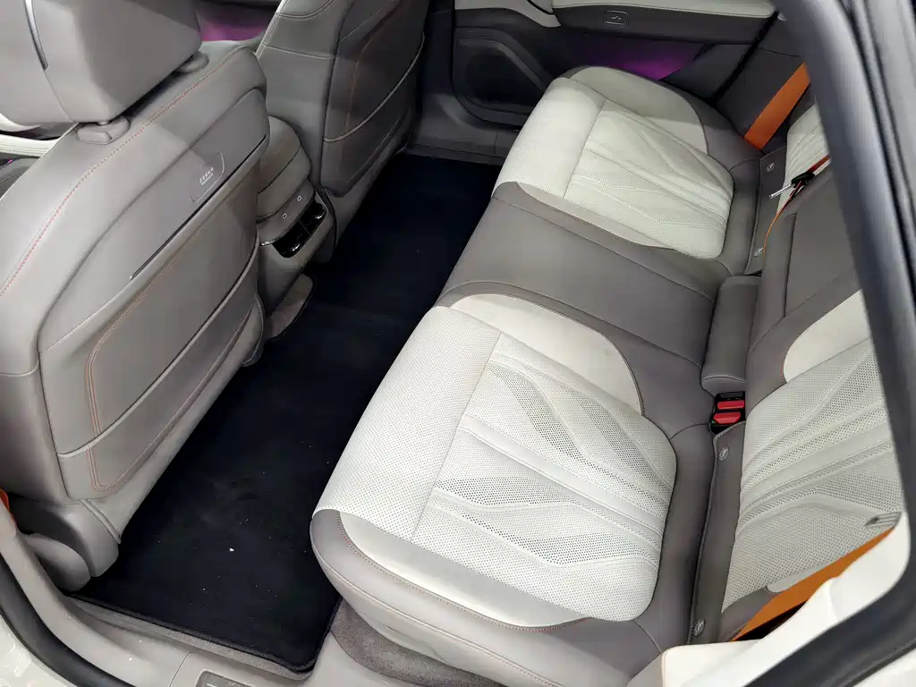 ZEEKR EXTREME KRYPTON 007GT