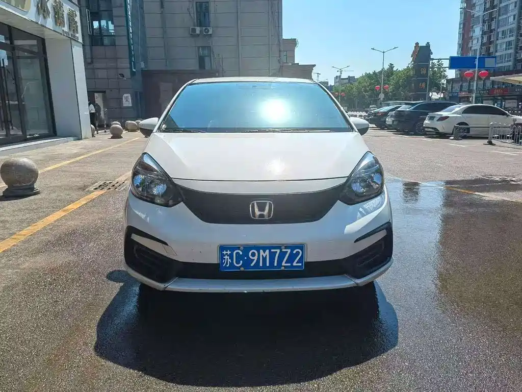 Honda Fit — миниатюра 6