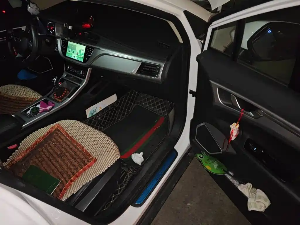 Geely Emgrand GS — миниатюра 19