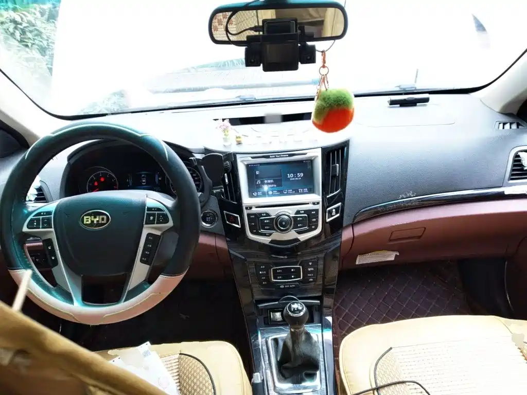 BYD Surui — миниатюра 5