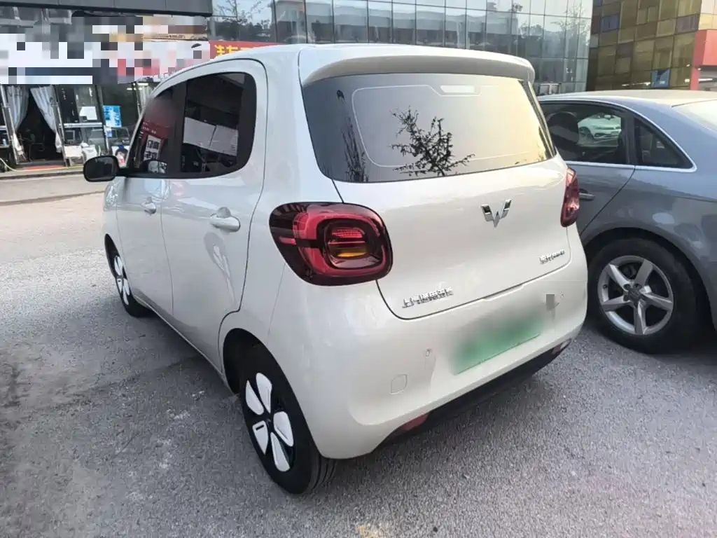 Wuling MINIEV — миниатюра 5