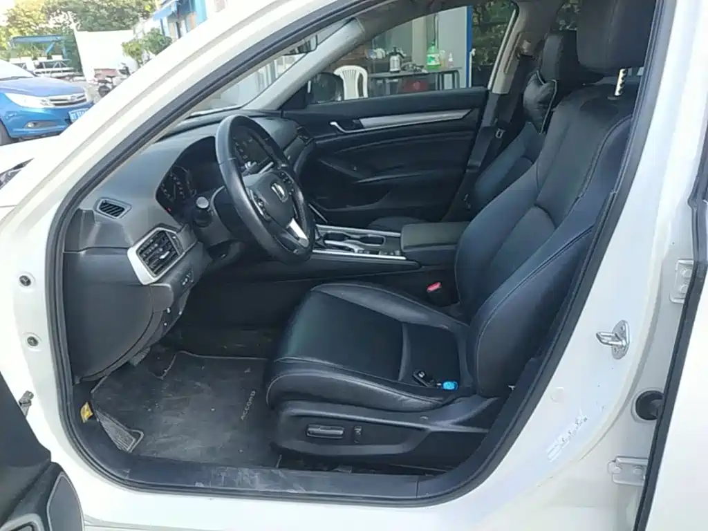 Honda Accord — миниатюра 15