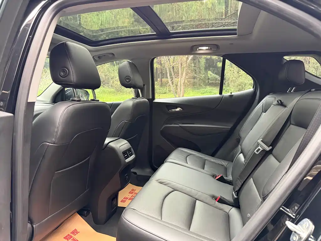 Chevrolet Equinox — миниатюра 8