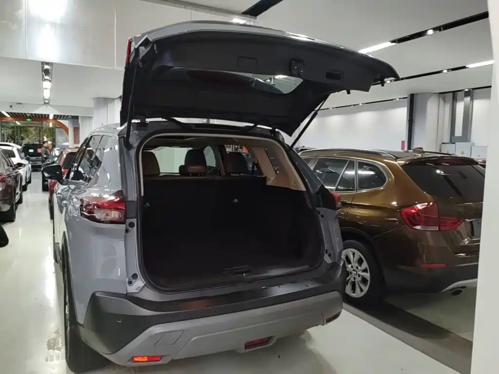 Nissan X-Trail — миниатюра 19