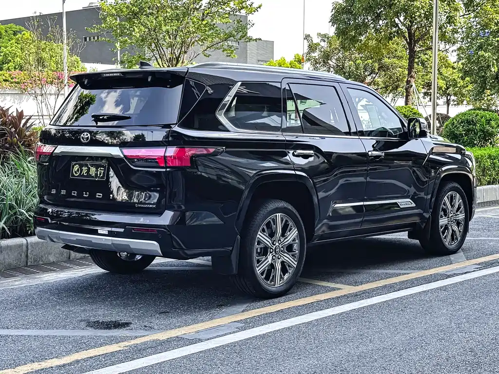 Toyota Sequoia 2025 3.4T AT