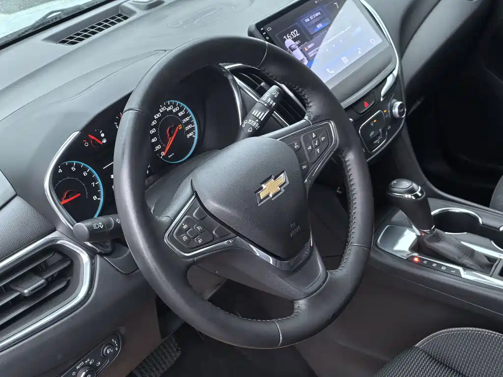 Chevrolet Equinox — миниатюра 5