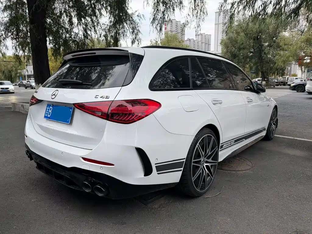 Mercedes-Benz C-Class AMG — миниатюра 6