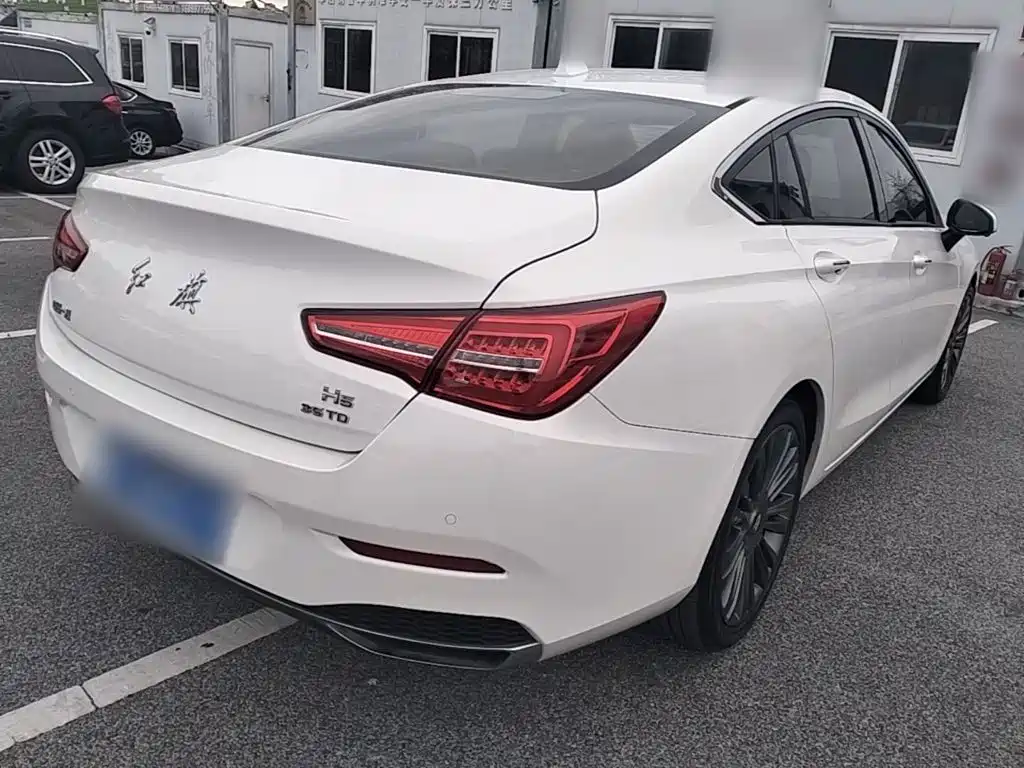 Hongqi Hongqi H5 — миниатюра 7
