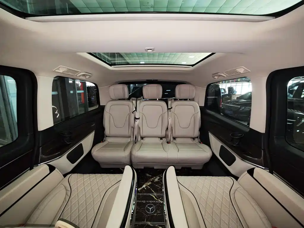 MERCEDES-BENZ V CLASS