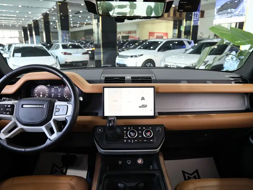Land Rover Defender — миниатюра 15