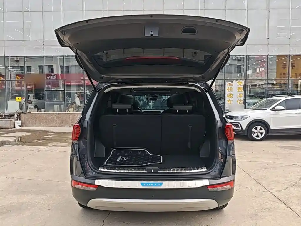 Hyundai Custo — миниатюра 19