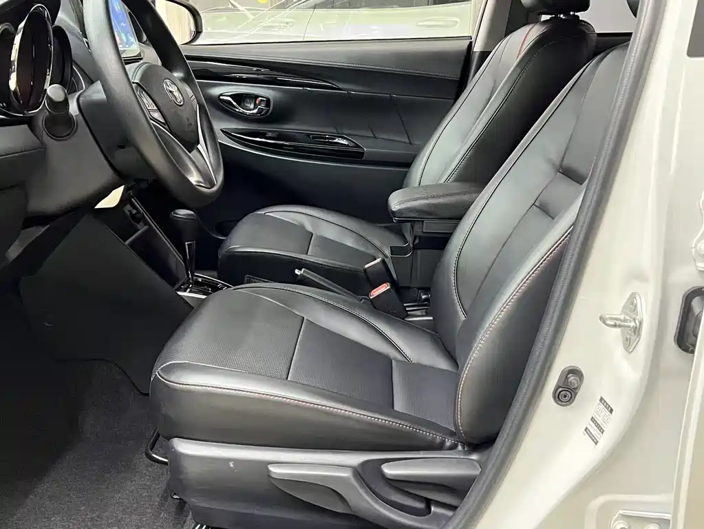 TOYOTA YARIS L ZHIXUAN